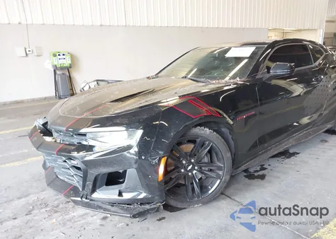 2018 Chevrolet Camaro 2Ss z USA, uszkodzony, nr VIN 1G1FG1R79J0172811
